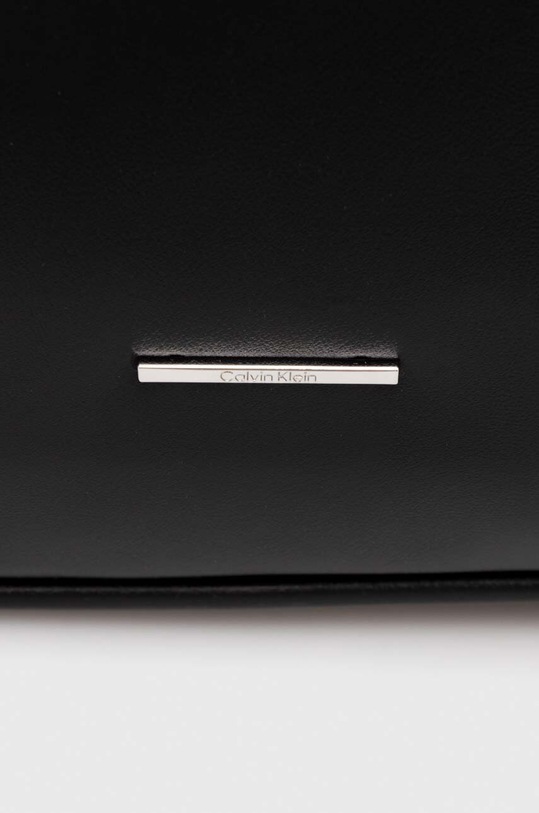 Doplňky Kabelka Calvin Klein K60K610165 černá