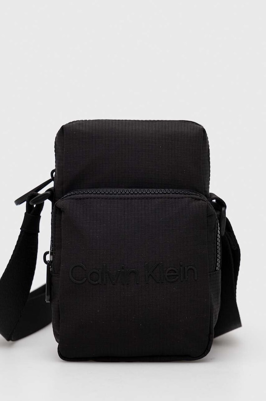 Calvin Klein saszetka nie mieści A4 czarny K50K510275.PPYX