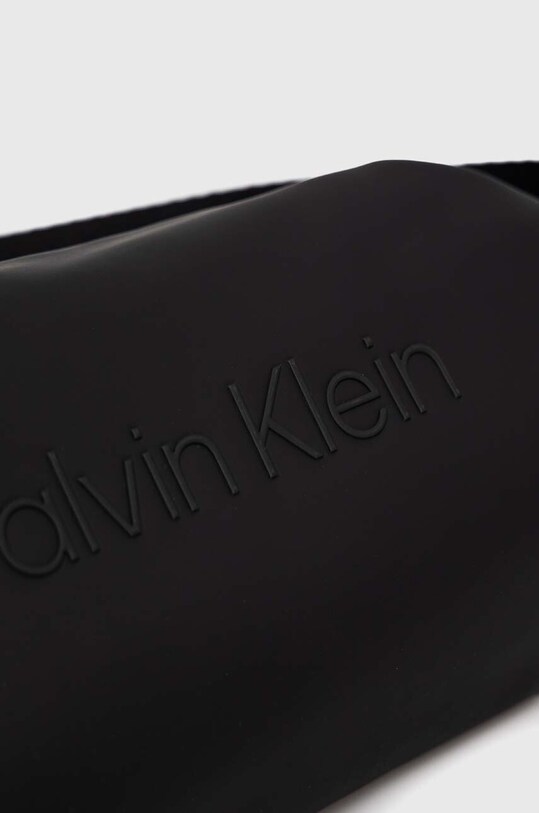 Ľadvinka Calvin Klein čierna K50K510512.PPYX
