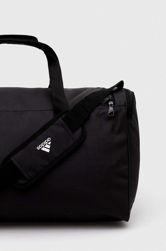 Doplnky Športová taška adidas Performance Essentials Linear Medium HT4743 čierna