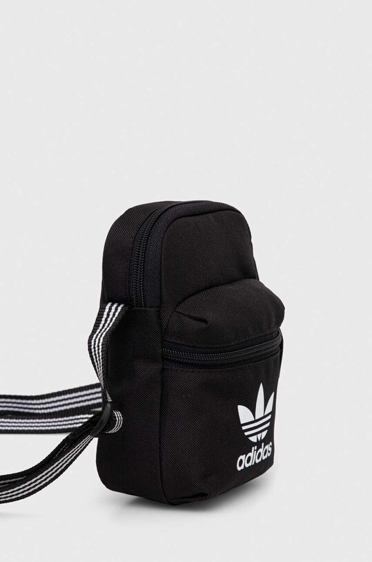 Чанта през рамо adidas Originals IJ0765 черен AW23