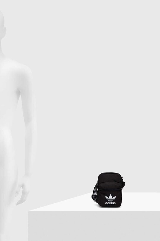 Чанта през рамо adidas Originals IJ0765 черен