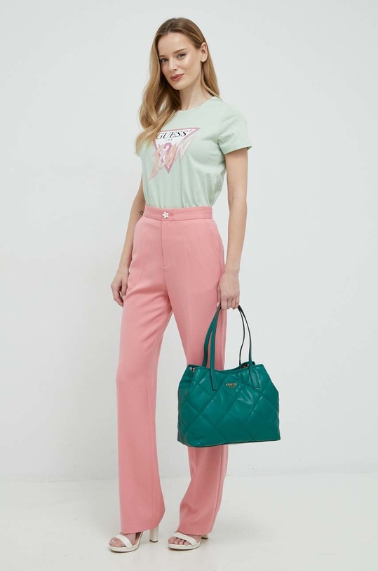 Памучна тениска Guess W3RI12.I3Z14 зелен SS23