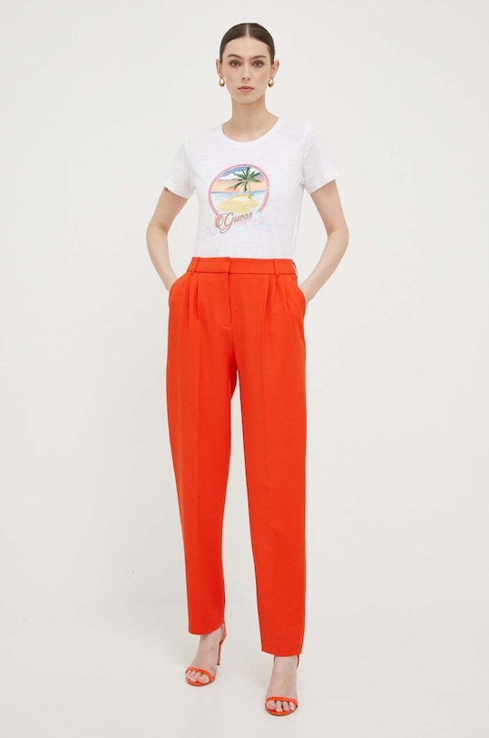 Βαμβακερό μπλουζάκι Guess W3GI29.KB1P0 λευκό SS23