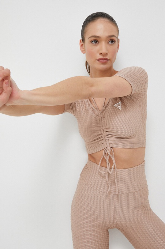 Tričko Guess slim béžová V3GP09.KBOA2