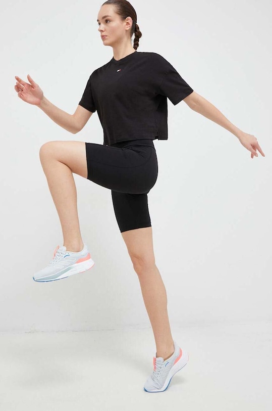 Tričko Tommy Hilfiger S10S101670.PPYX černá SS23