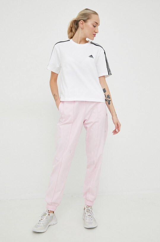 Памучна тениска adidas HR4915 бял SS23
