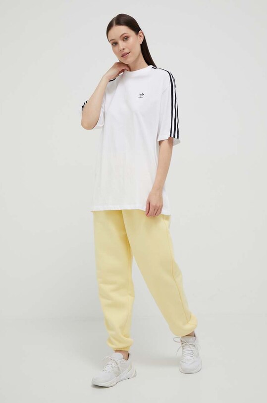 Βαμβακερό μπλουζάκι adidas Originals IB7451 λευκό SS23