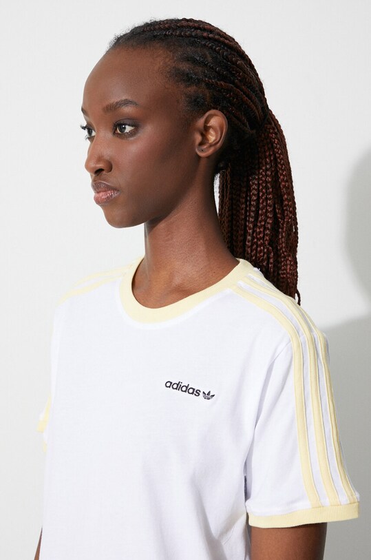 adidas Originals t-shirt bawełniany Archive Graphic Tee IC3098 biały