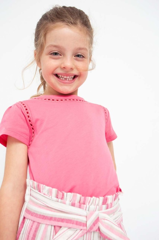 Mayoral t-shirt bawełniany dziecięcy 3057.6D.MINI różowy SS23