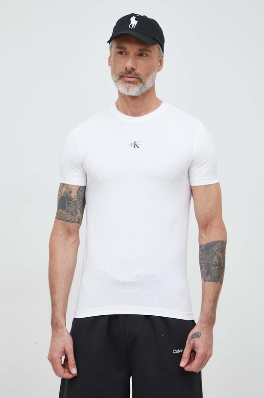 Дрехи Памучна тениска Calvin Klein Jeans J30J322466.PPYX бял