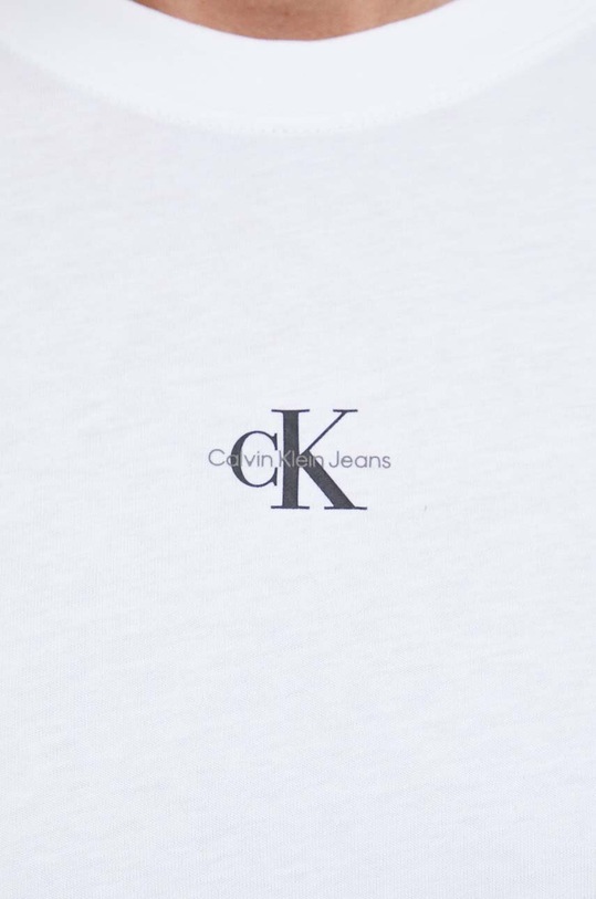 Памучна тениска Calvin Klein Jeans J30J322466.PPYX бял