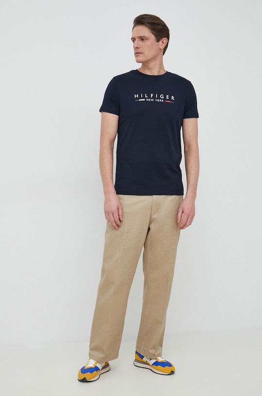 Bavlnené tričko Tommy Hilfiger MW0MW29372.PPYX tmavomodrá NC24