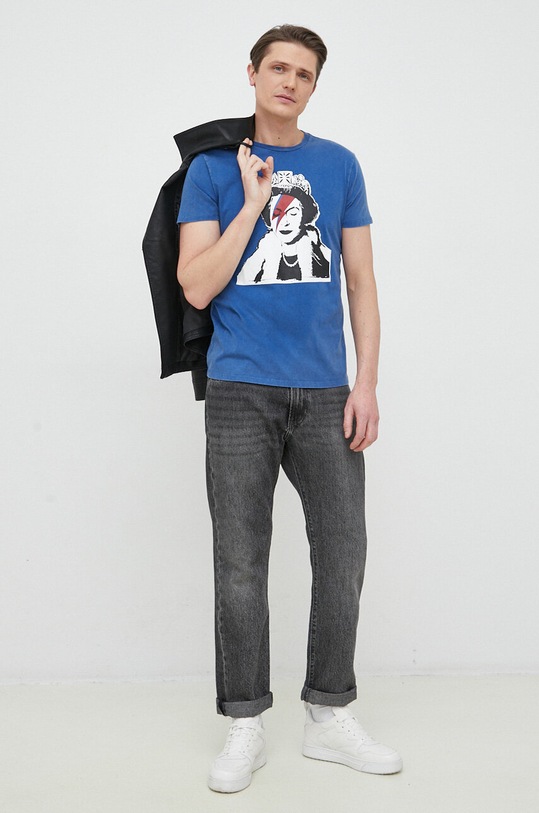 Guess t-shirt bawełniany x Banksy M3RI1U.KBDL0 niebieski SS23