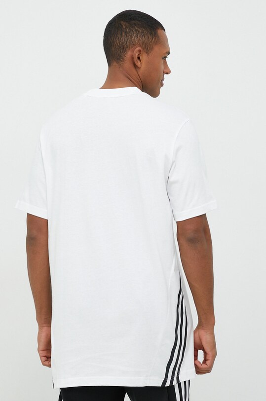 Одяг Бавовняна футболка adidas IC8245 білий