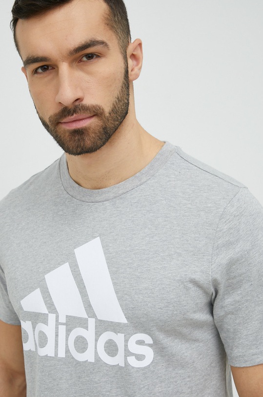 Бавовняна футболка adidas сірий IC9350