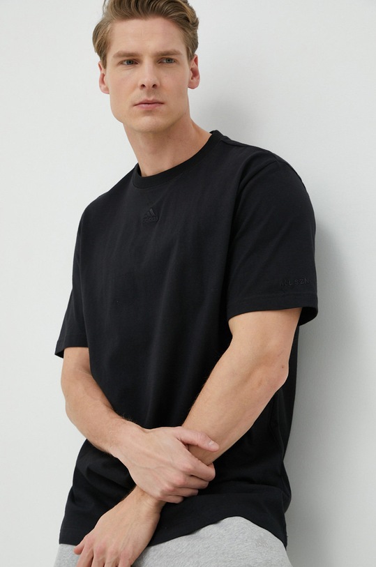 Бавовняна футболка adidas чорний IC9793