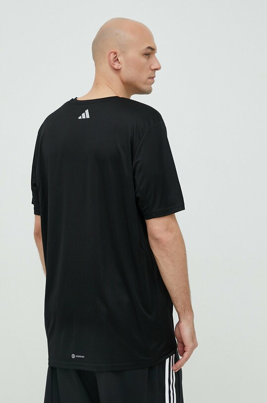 Одежда Футболка для бега adidas Performance Run Icons HR3243 чёрный
