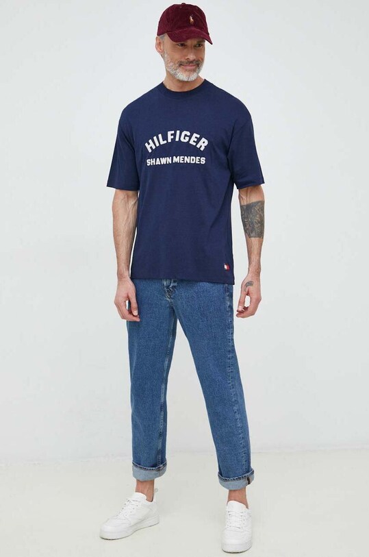 Tričko Tommy Hilfiger x Shawn Mendes MW0MW31189.PPYX tmavomodrá SS23