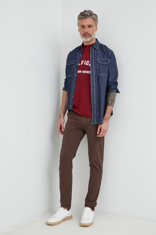 Tričko Tommy Hilfiger x Shawn Mendes MW0MW31189.PPYX burgundské SS23