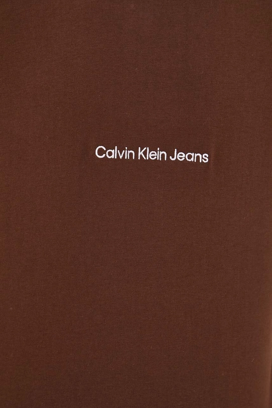 Βαμβακερό μπλουζάκι Calvin Klein Jeans J30J322848.PPYX καφέ