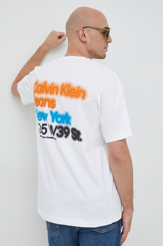 Calvin Klein Jeans tricou din bumbac print alb J30J322881.PPYX