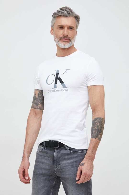 Oblečení Bavlněné tričko Calvin Klein Jeans J30J323299.PPYX bílá