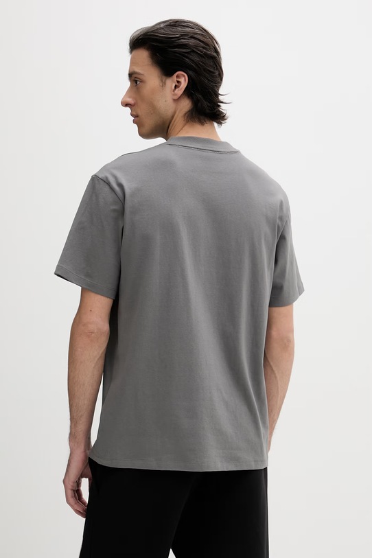 Oblečenie Bavlnené tričko HUGO 50488330 sivá