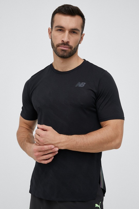 New Balance t-shirt do biegania Q Speed regular czarny MT23281BK