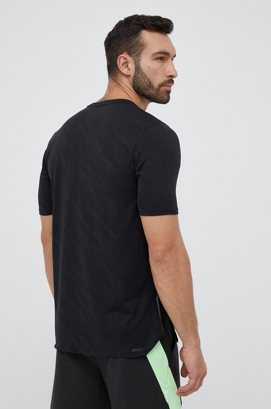 Odzież New Balance t-shirt do biegania Q Speed MT23281BK czarny