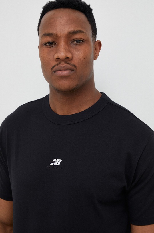 New Balance t-shirt bawełniany MT31504BK czarny