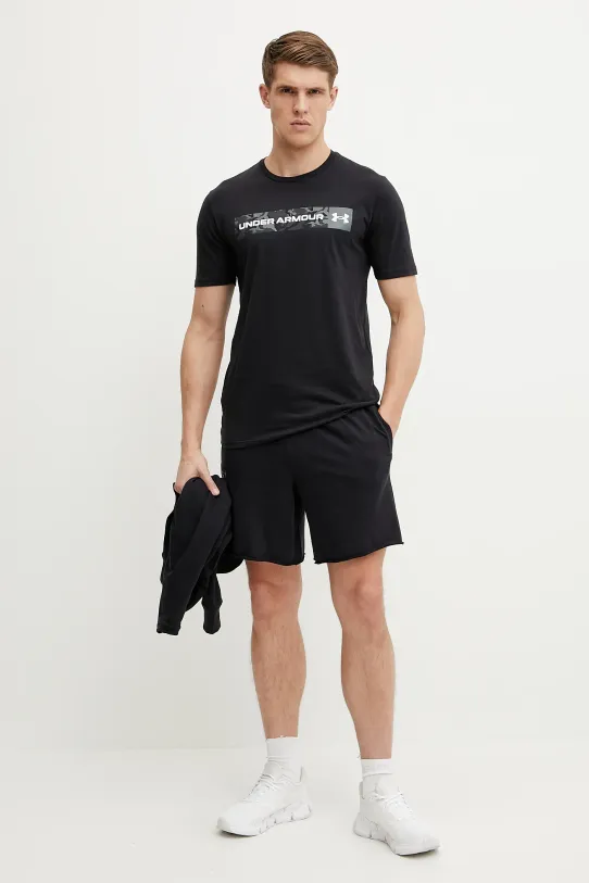 Under Armour t-shirt 1376830 czarny SS25