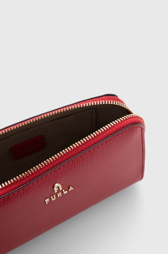 Kožna kozmetička torbica Furla WE00449.ARE000.2673S crvena