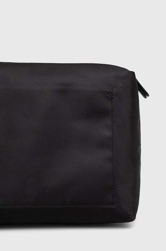 Dodatki Kozmetična torbica Coccinelle E5.PVT.25.G0.01 črna