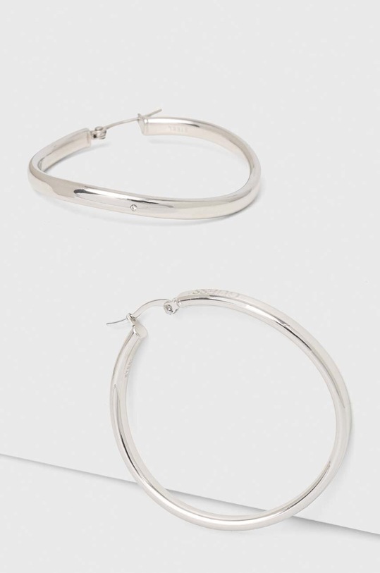 Σκουλαρίκια Guess ασημί JUBE04.196JW