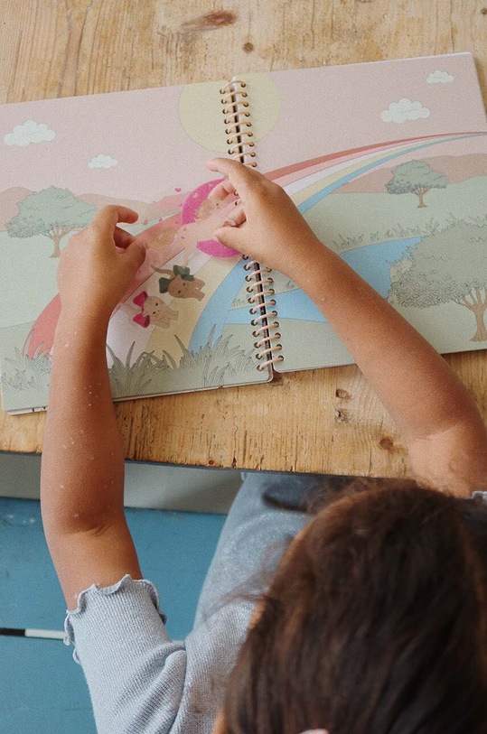 Konges Sløjd książeczka z naklejkami KS100992