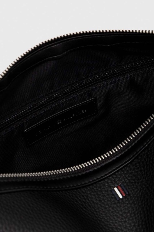 Tommy Hilfiger kozmetikai táska AM0AM11852 fekete