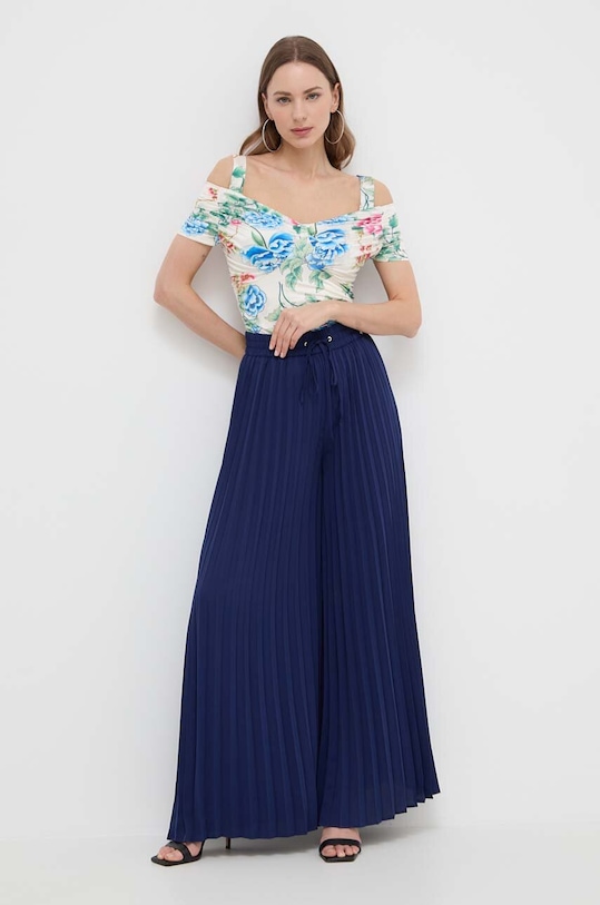 Guess top EMILY wzorzyste beżowy W4GP17.KBAC2