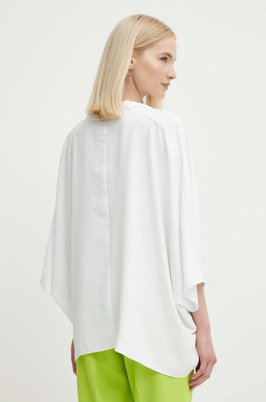 Одежда Блузка Joseph Ribkoff 241218 белый