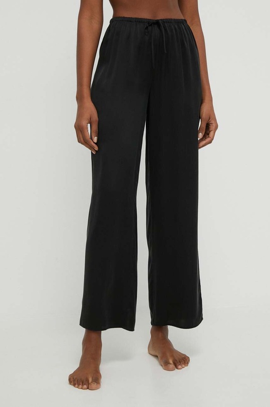 Μεταξωτό παντελόνι πιτζάμας Chantelle C12YE0.03M μαύρο SS24