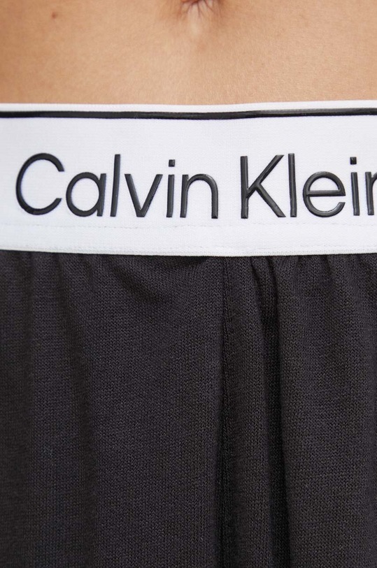 Σορτς παραλίας Calvin Klein μαύρο KW0KW02477