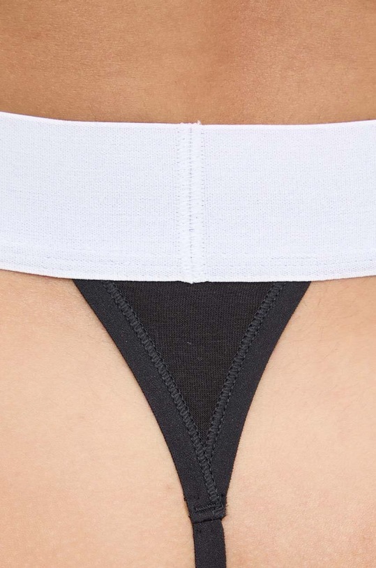 Calvin Klein Underwear stringi czarny 000QF7721E