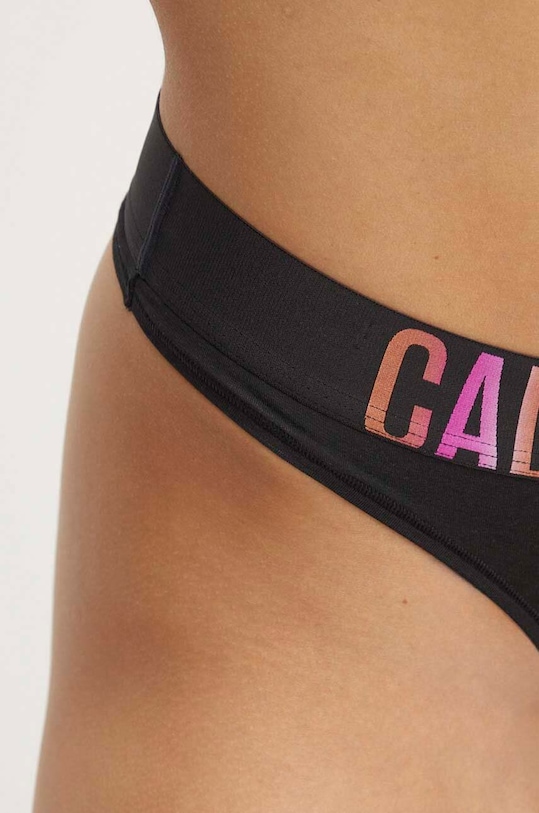 Calvin Klein Underwear tanga fekete 000QF7833E
