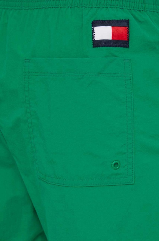 Plavkové šortky Tommy Hilfiger zelená UM0UM02048