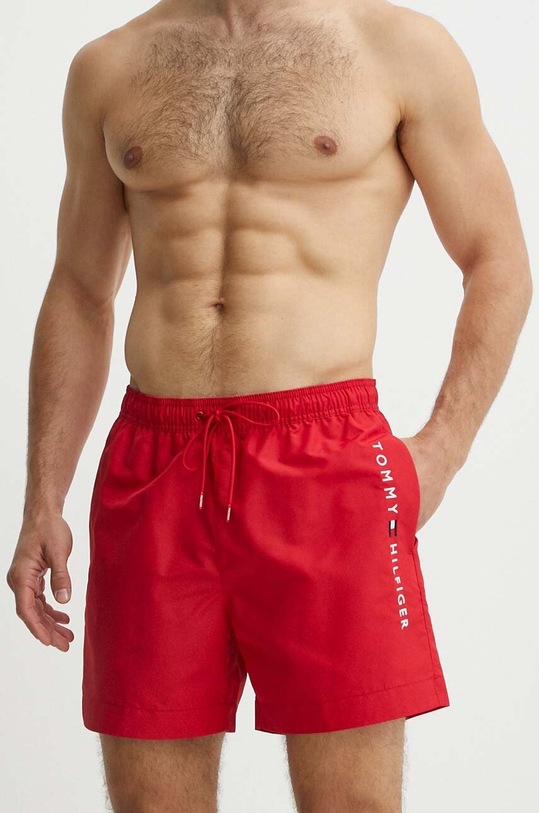 Plavkové šortky Tommy Hilfiger UM0UM03258 červená SS25