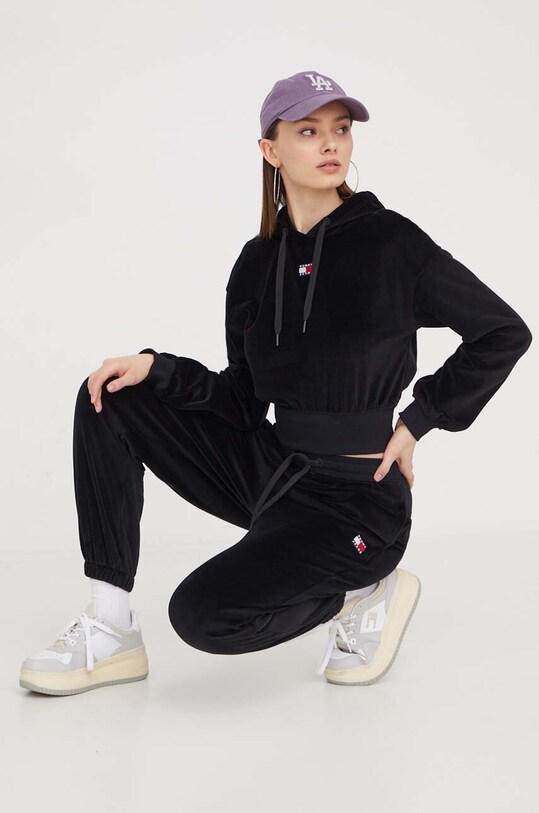 Tommy Jeans bluza welurowa DW0DW17519 czarny SS24
