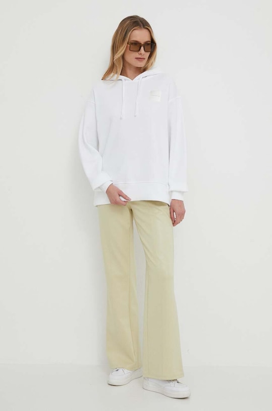 Хлопковая кофта Calvin Klein Jeans J20J223087 белый SS24