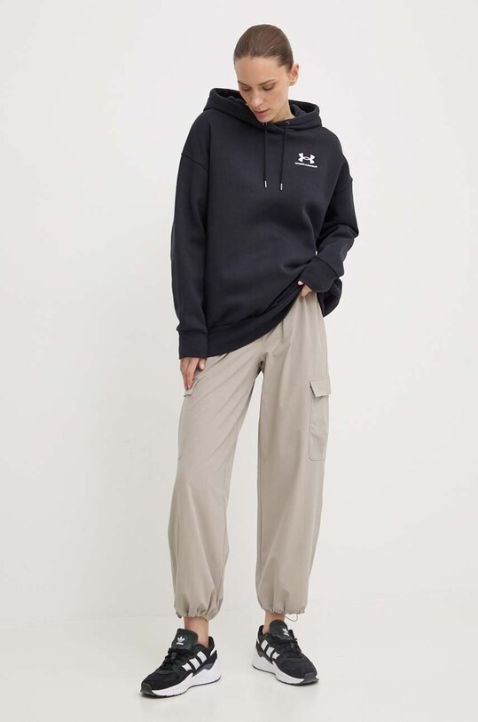 Суичър Under Armour 1379495 черен SS25