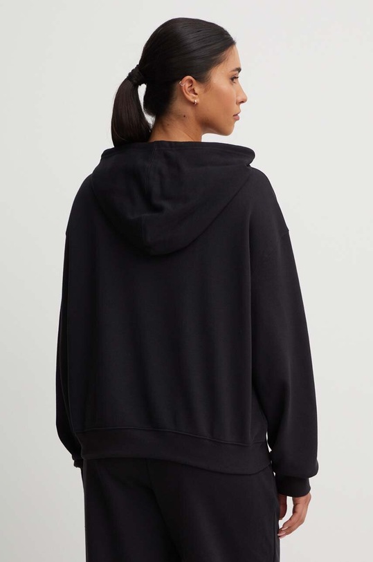 Oblečenie Mikina New Balance Sport Essentials WT41507BK čierna