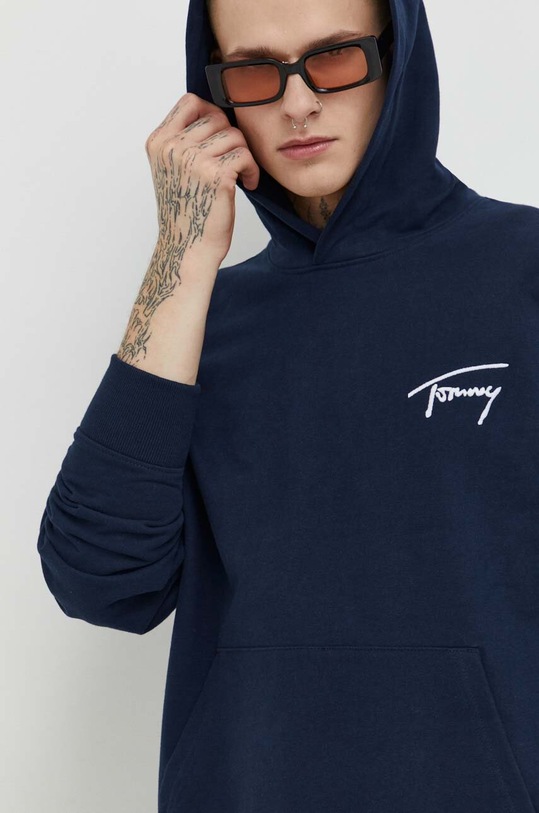 Tommy Jeans bluza bawełniana z kapturem granatowy DM0DM17990